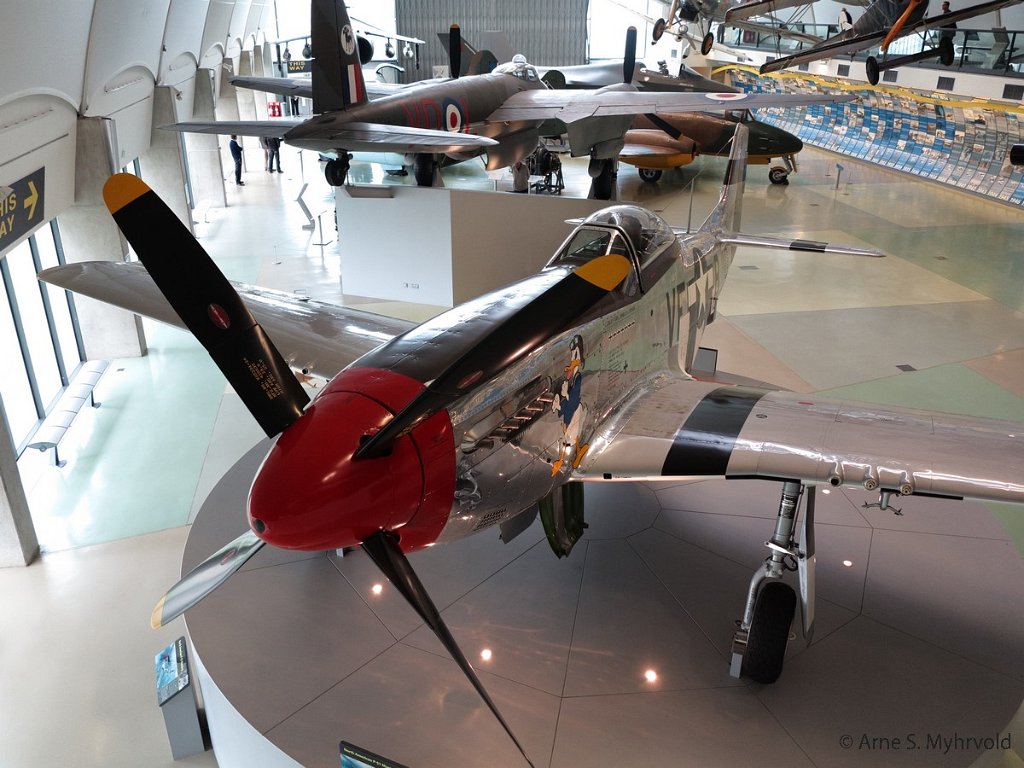 2012-London-02.jpg - RAF museum Hendon