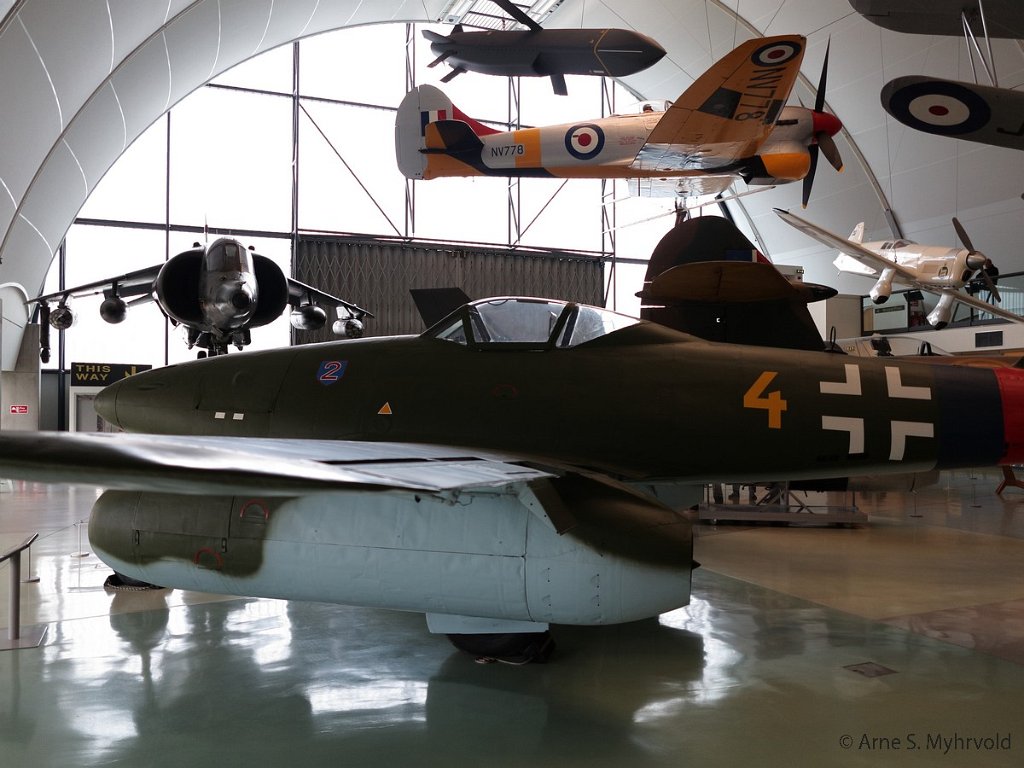 2012-London-08.jpg - RAF museum Hendon