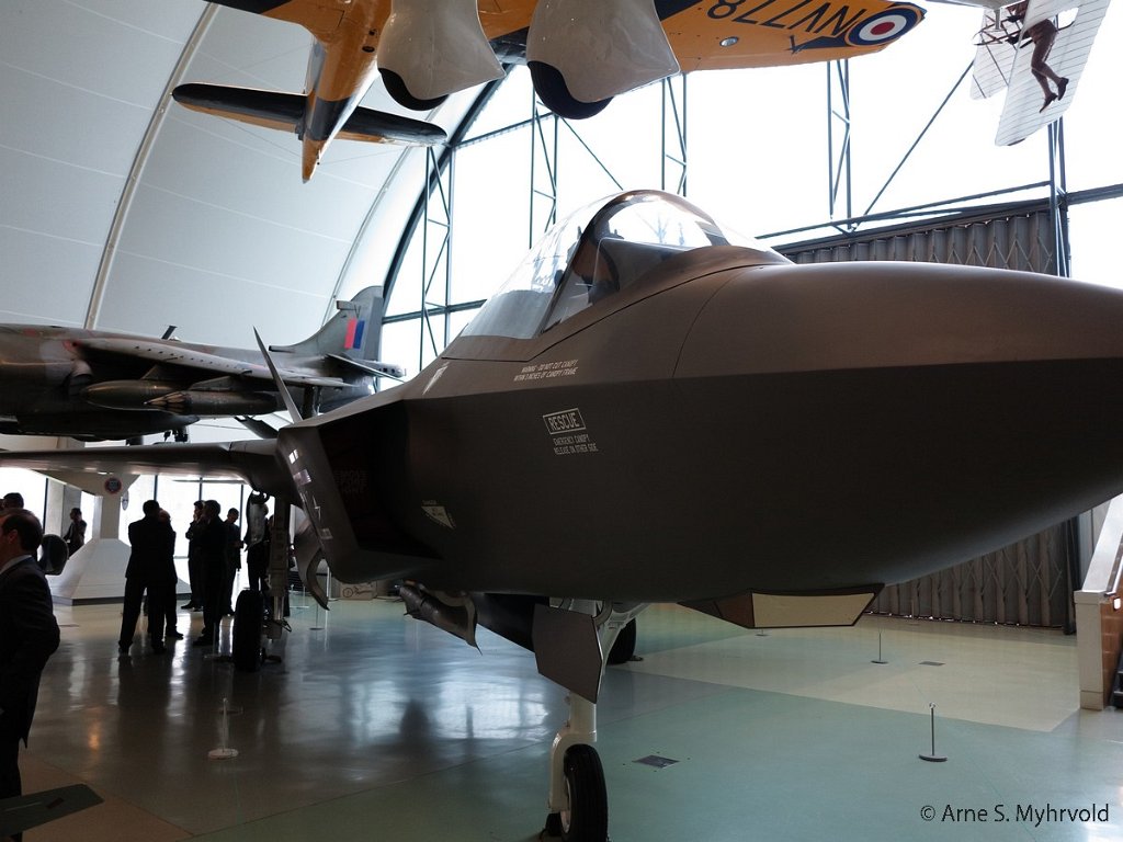 2012-London-11.jpg - RAF museum Hendon