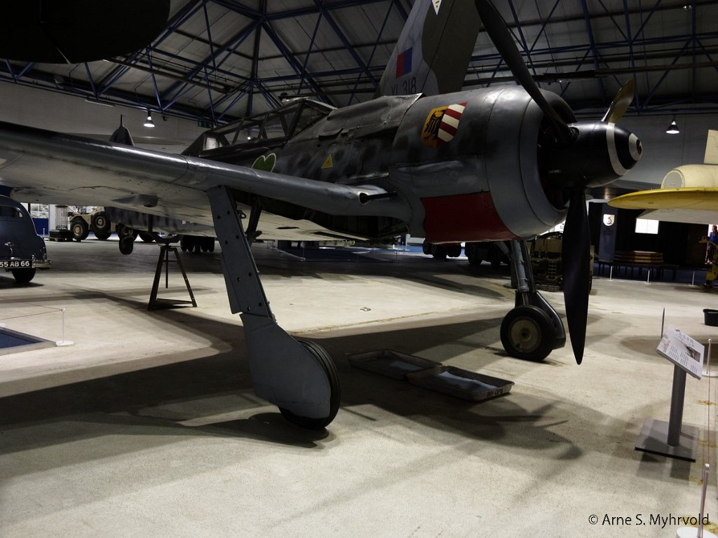 2012-London-26.jpg - RAF museum Hendon