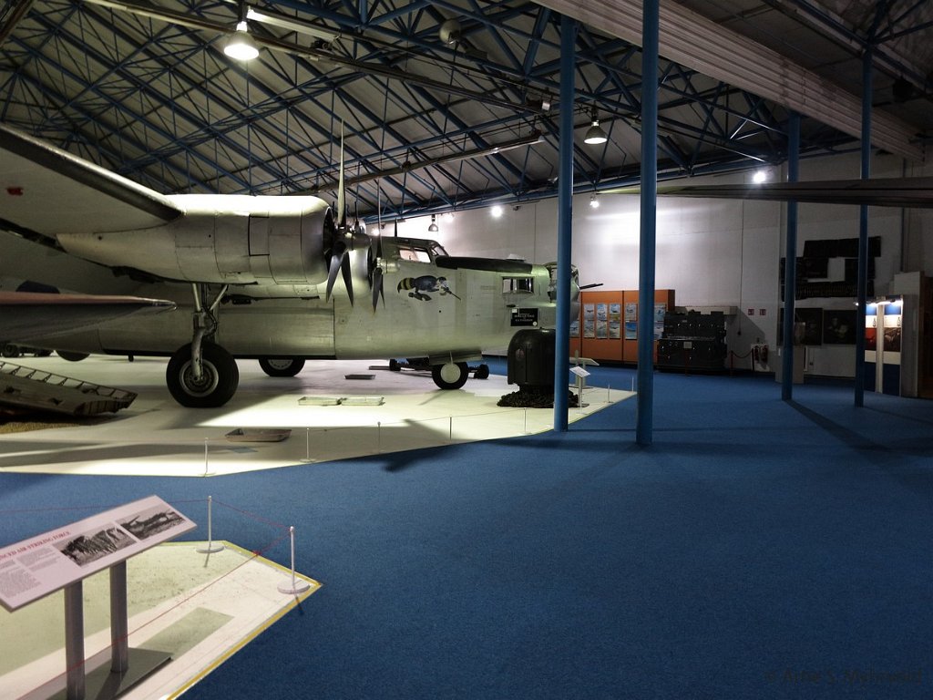 2012-London-22.jpg - RAF museum Hendon