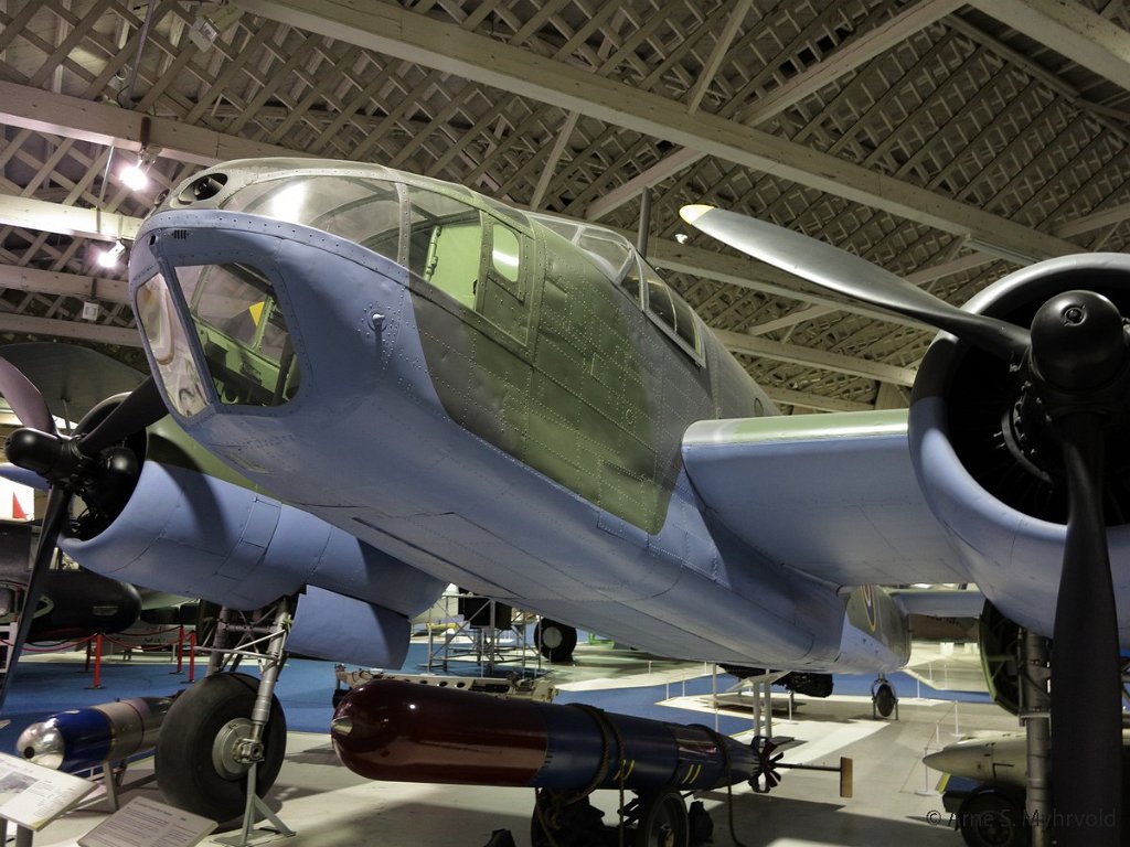 2012-London-29.jpg - RAF museum Hendon