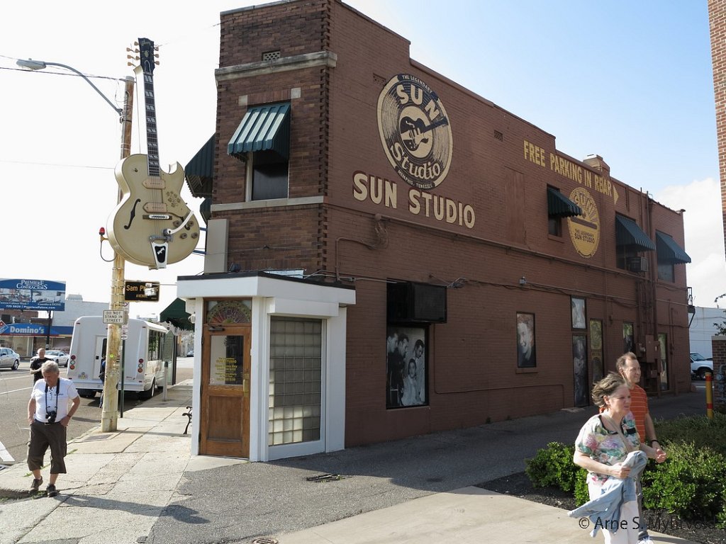 2-Memphis-15.jpg - Sun Studio